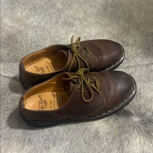 Dr. Martens -AMAZING condition for vintage! Brown Leather Shoes